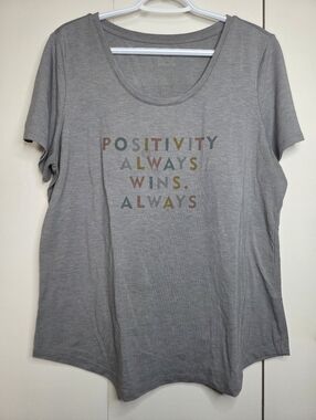 🌷Ricki's Women's L Gray "Positivity Always Wins" Slogan Short Sleeve Tee